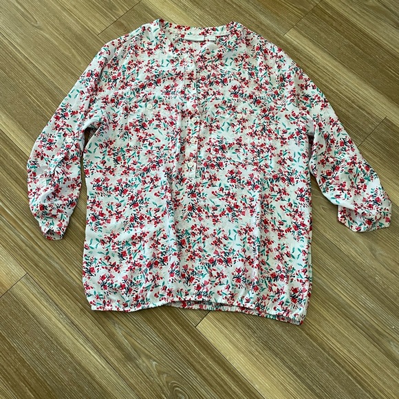 Floral Women’s Blouse - Picture 9 of 11